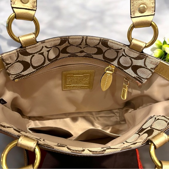 Coach Penelope Signature Jacquard Tote Bag Carryall W/ Original Dust Bag EUC - Picture 10 of 14